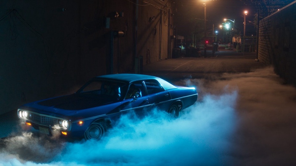 Blue car smoke alley