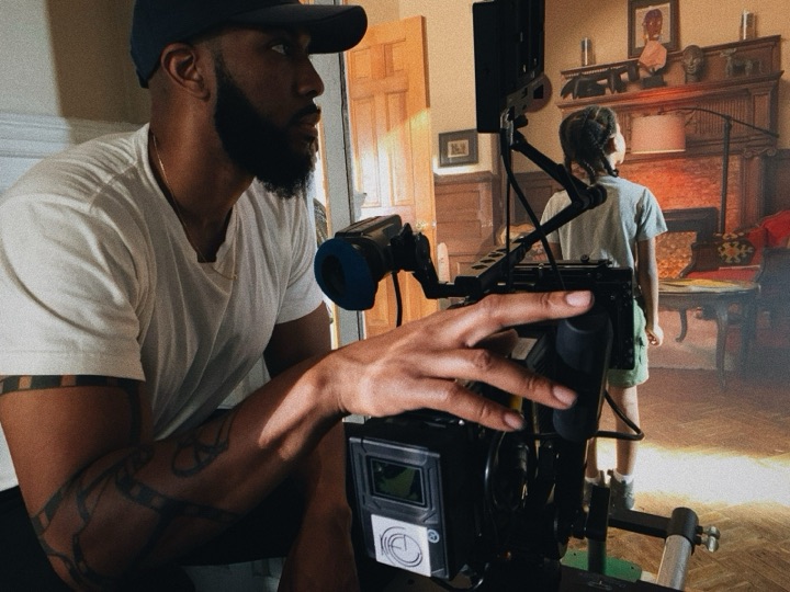 Behind the scenes: parlor camera op