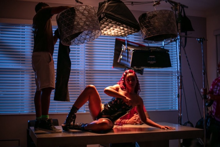 Behind the scenes: window light setup