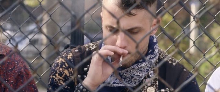 Chain link man