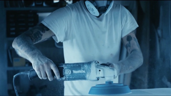 Grinder blue workshop