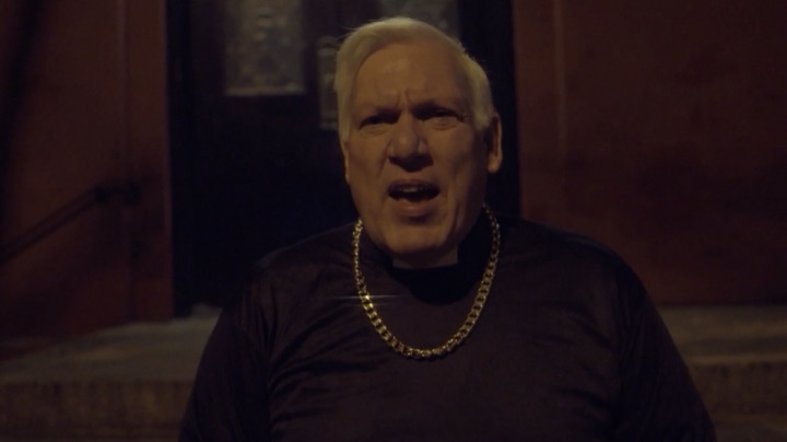Old man chain