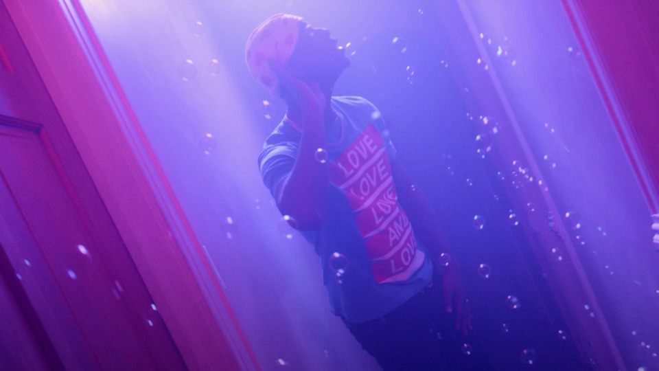 Purple underwater figure