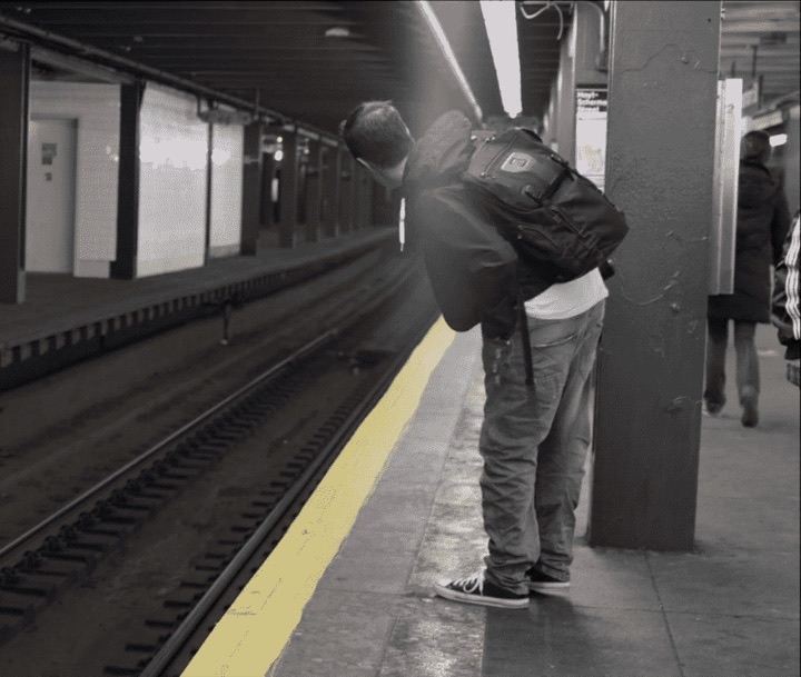Subway platform bw